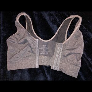 Sports Bra - Front clasping